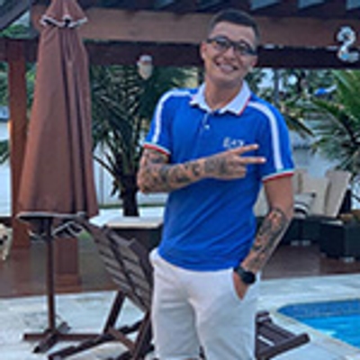 Pet Safety Gate Plus – Extra Strong, No-Drill Pet Gate for Stairways, Doorways & Hallways | Easy One-Hand Use, No Wall Damage