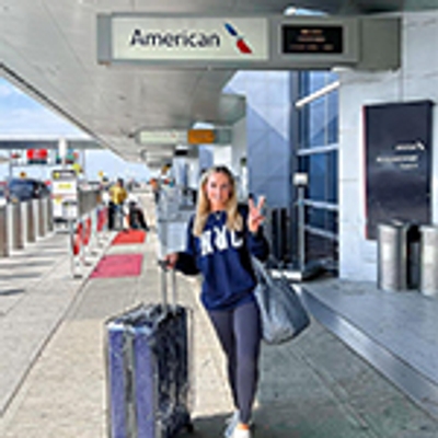 Pet Safety Gate Plus – Extra Strong, No-Drill Pet Gate for Stairways, Doorways & Hallways | Easy One-Hand Use, No Wall Damage